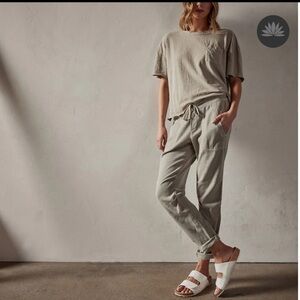 Standard James Perse Women's Soft Drape Utility Pant in Driftwood Pigment 3/L